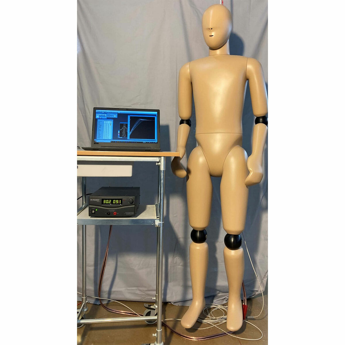 Kanomax and PT Teknik Thermal Manikin Standing with Monitor